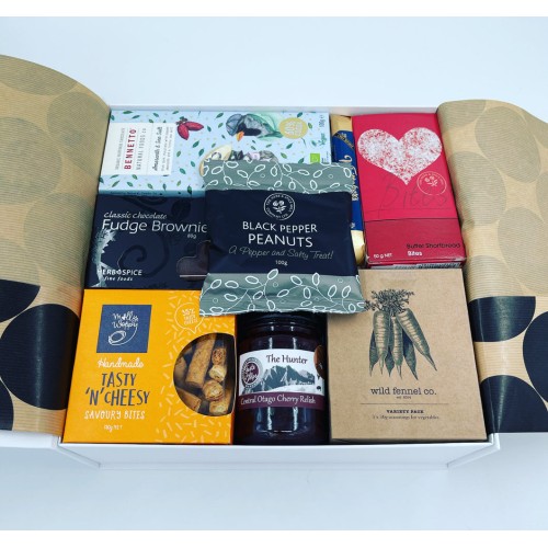 Nibbles Gift Hamper